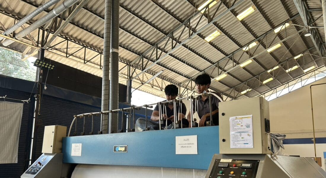 68032801 - งานติดตั้ง ผ้าสักหลาดหุ้มลูกกลิ้ง NICHOLINE เครื่องรีดผ้าแบบกระทะ IMAGE - 20